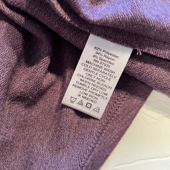 LOGO Lori Goldstein S purple tunic high low hem vneck knit top pocket 3/4 sleeve - Picture 7 of 8